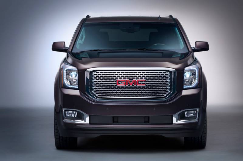GMC Yukon Denali SUV 2015 SUV Drive